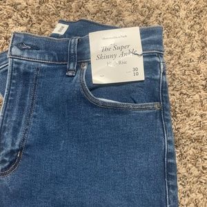 Abercrombie Skinny Jeans